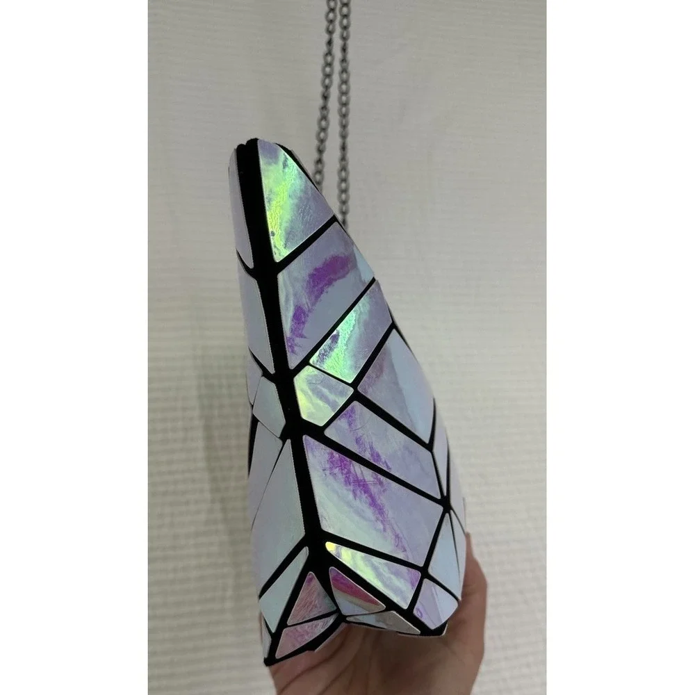 Hot Look Geometric Luminous‎ Iridescent Holographic Crossbody Purse